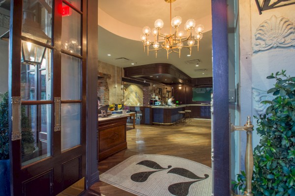 Old No. 77 Hotel & Chandlery